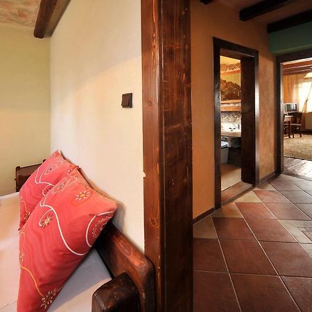 Apartmany Village Veľký Slavkov Exteriör bild