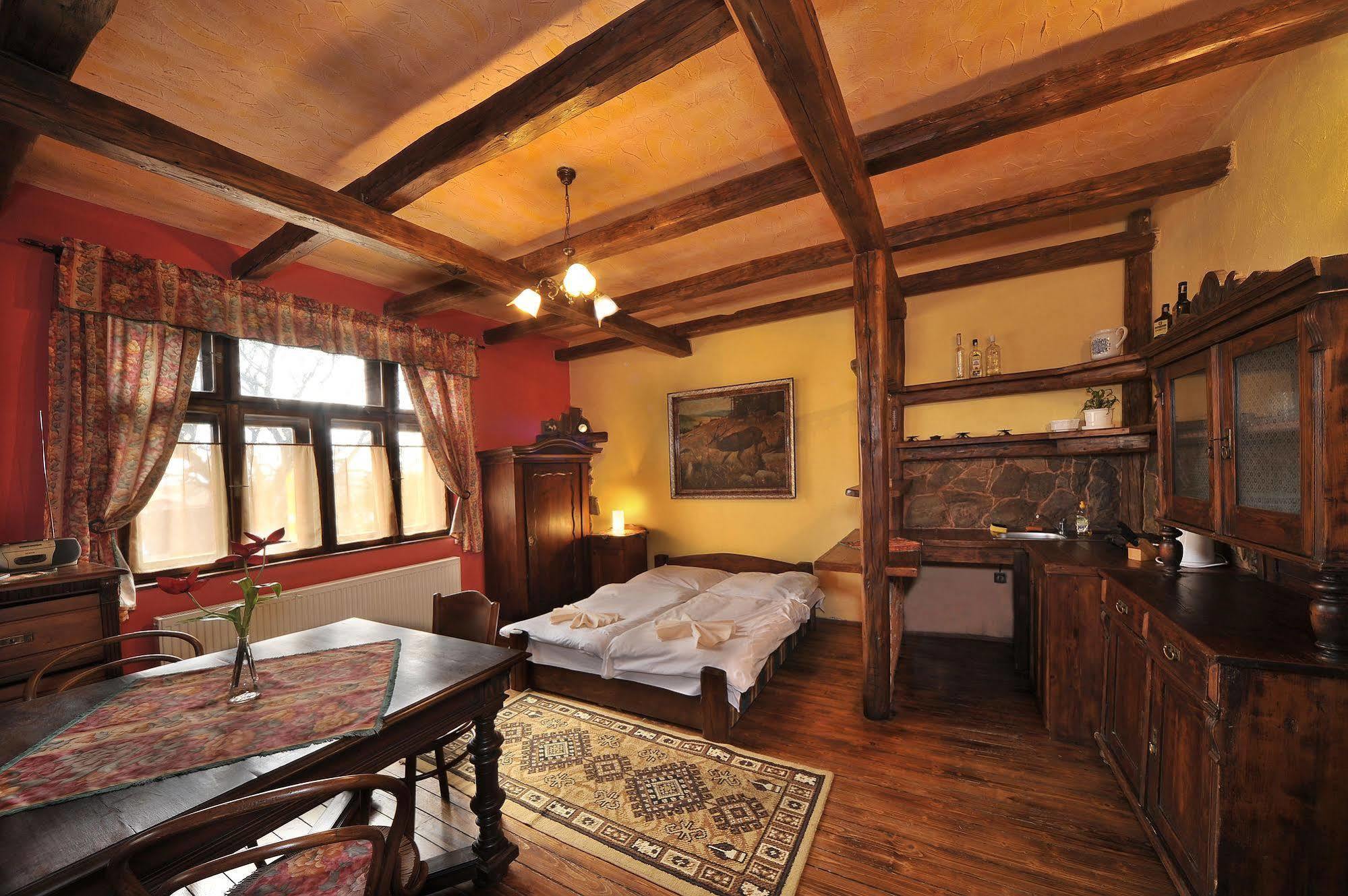 Apartmany Village Veľký Slavkov Exteriör bild