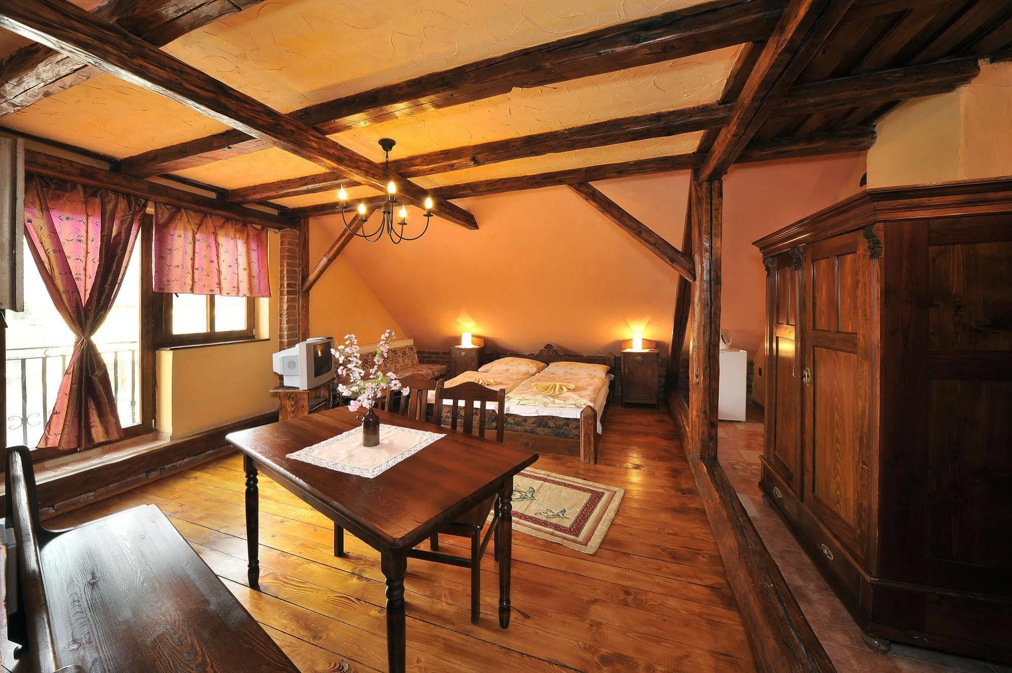 Apartmany Village Veľký Slavkov Exteriör bild