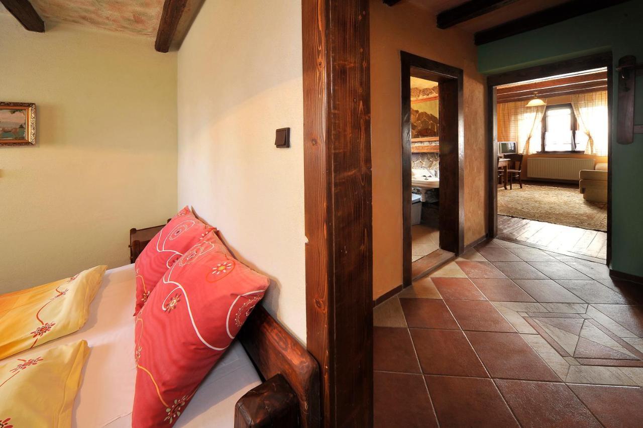 Apartmany Village Veľký Slavkov Exteriör bild